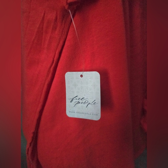 NWT We The Free Nina Long Sleeve V-neck Tee In Red - Picture 4 of 6